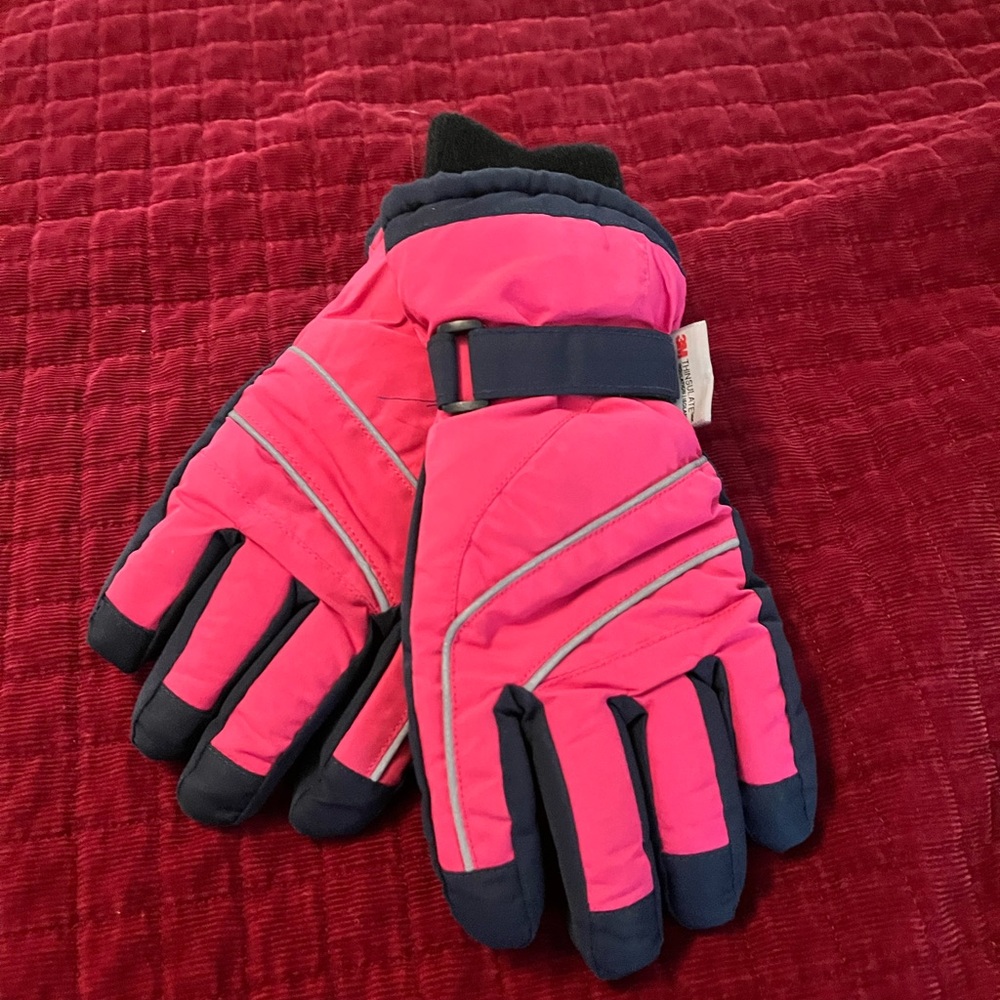 Ski gloves in pink